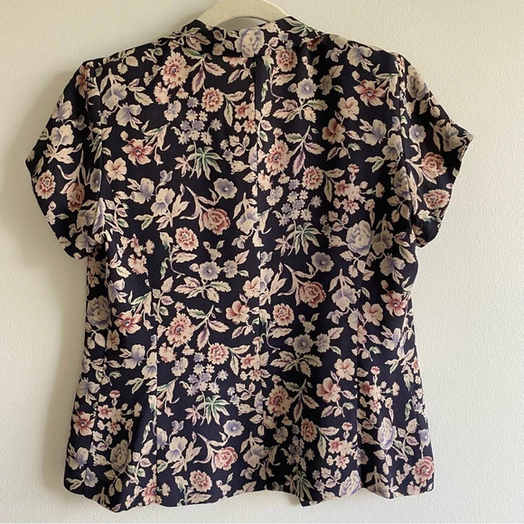 100% Silk JONES New York Vintage Button Down Blouse Dark Blue and Tan Size 4 - Picture 6 of 10